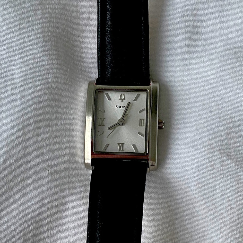 ⭐️HOST PICK⭐️ Bulova Wristwatch